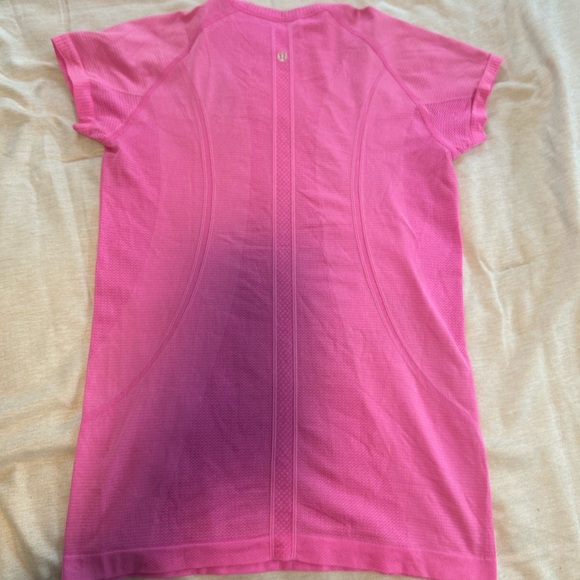 hot pink lululemon swiftly tech top - Picture 5 of 7